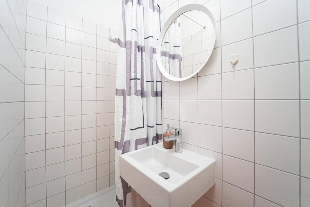 Mini Studio In Masaryk Quarter - Brno Apartman Kültér fotó